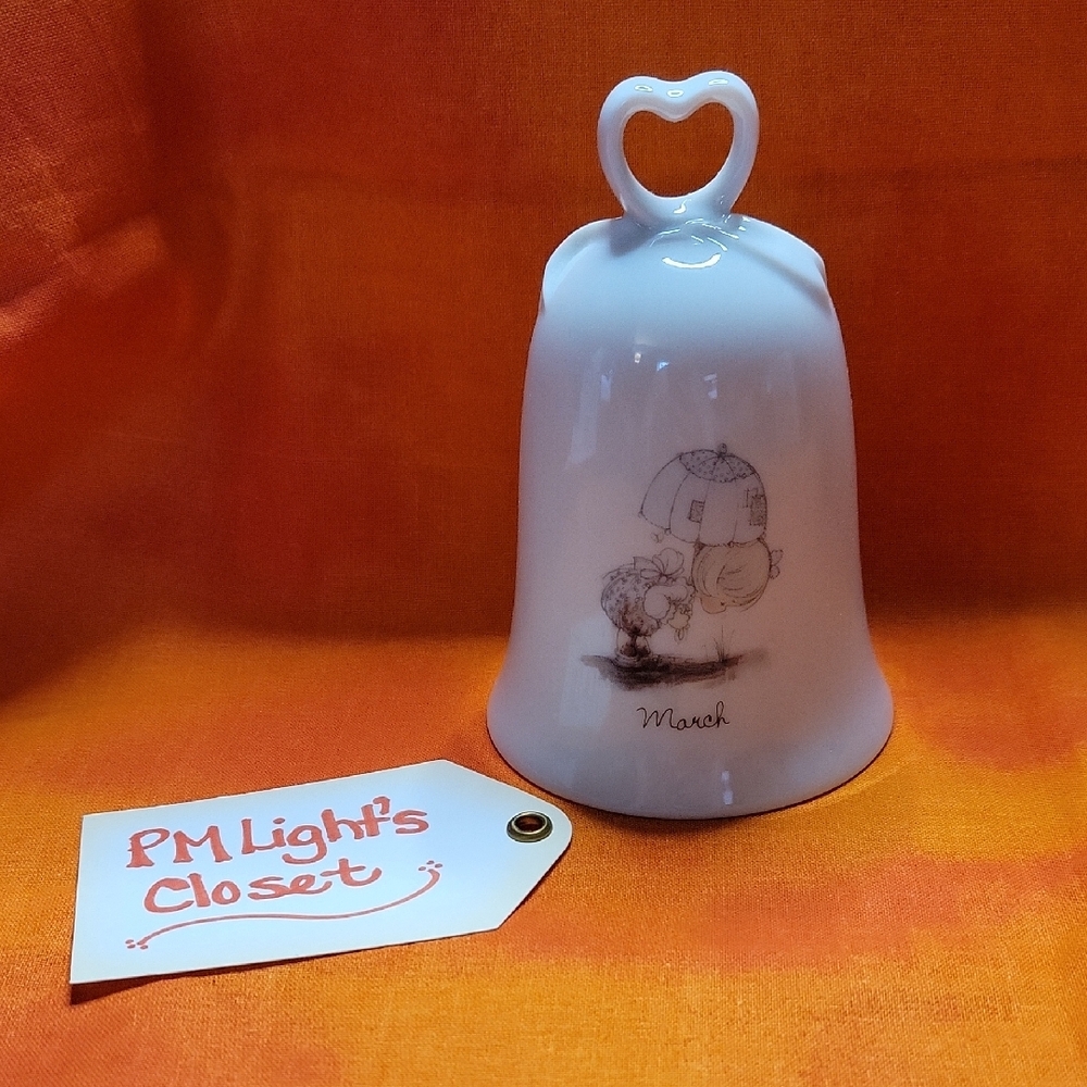 Precious Moments March Bell with Heart Handle Girl with Umbrella